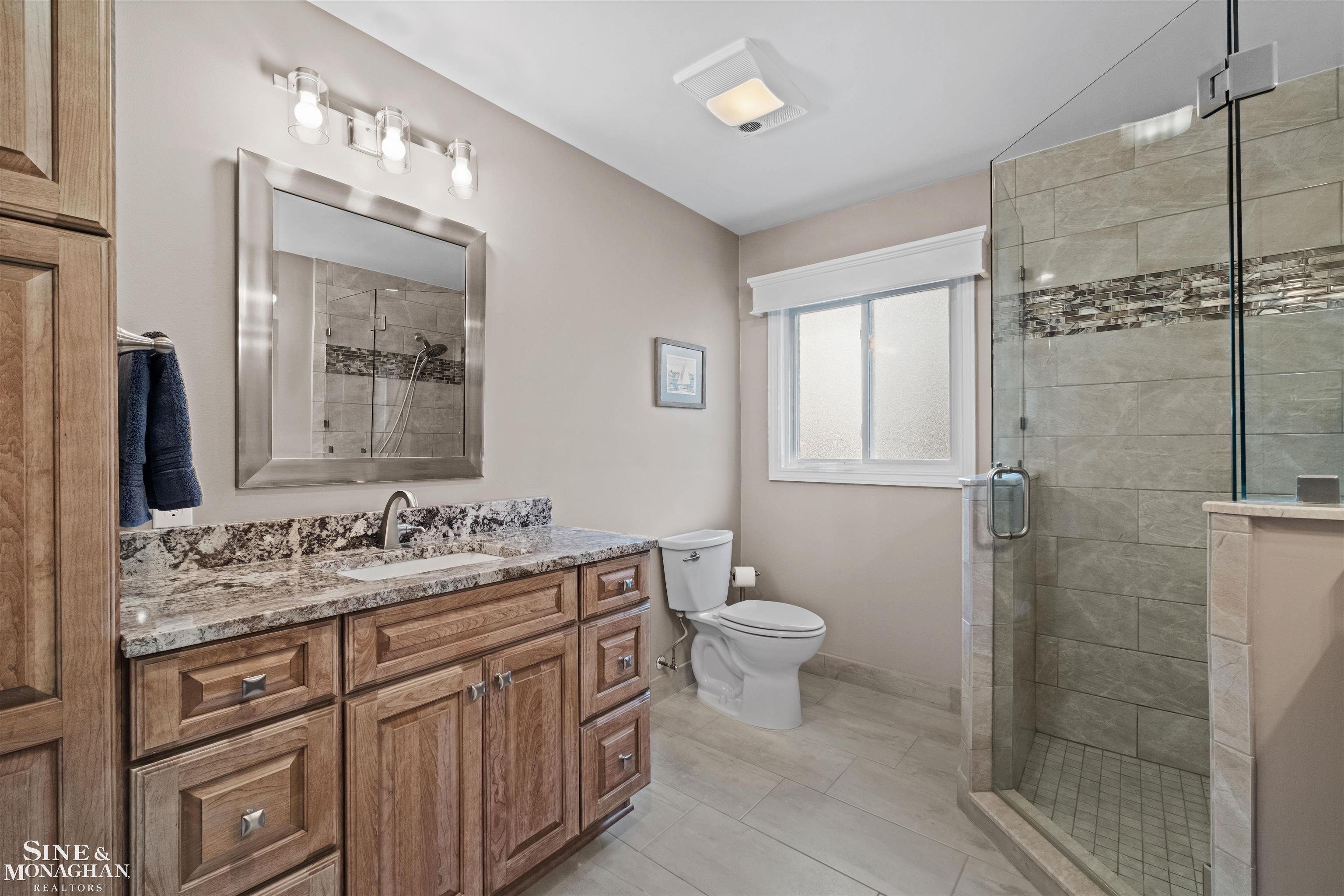 991 South Renaud Road Grosse Pointe, MI 48236 - Photo 27 of 55 50197584-fcb732ea-58d9-49d4-bbc0-b21e61d46259.JPG