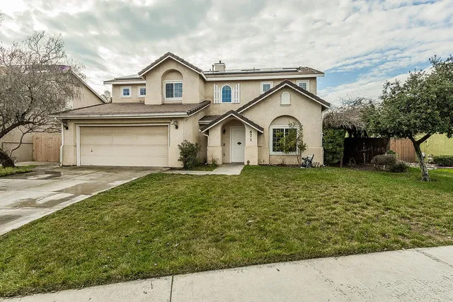 $485,000 | 671 Cambria Lane, Lemoore, CA 93245