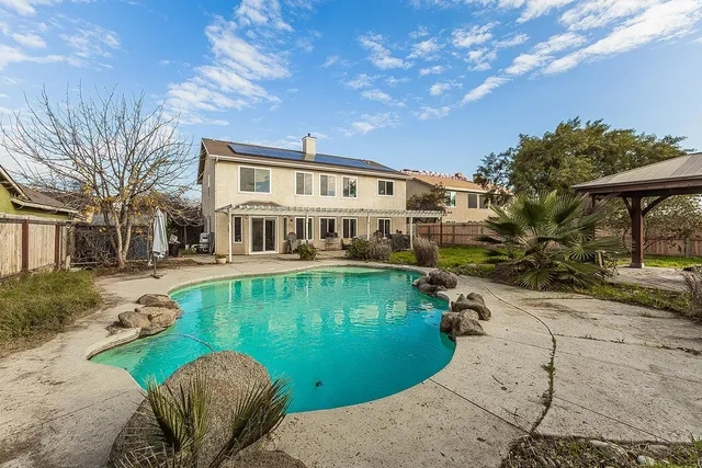 $485,000 | 671 Cambria Lane, Lemoore, CA 93245