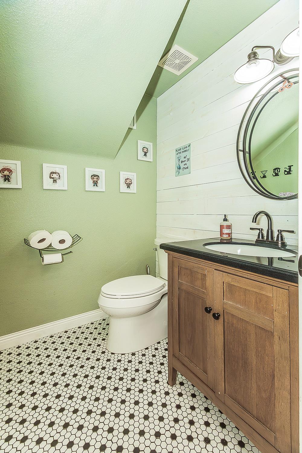 671 Cambria Lane Lemoore, CA 93245 - Photo 14 of 45