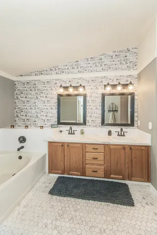 $485,000 | 671 Cambria Lane, Lemoore, CA 93245