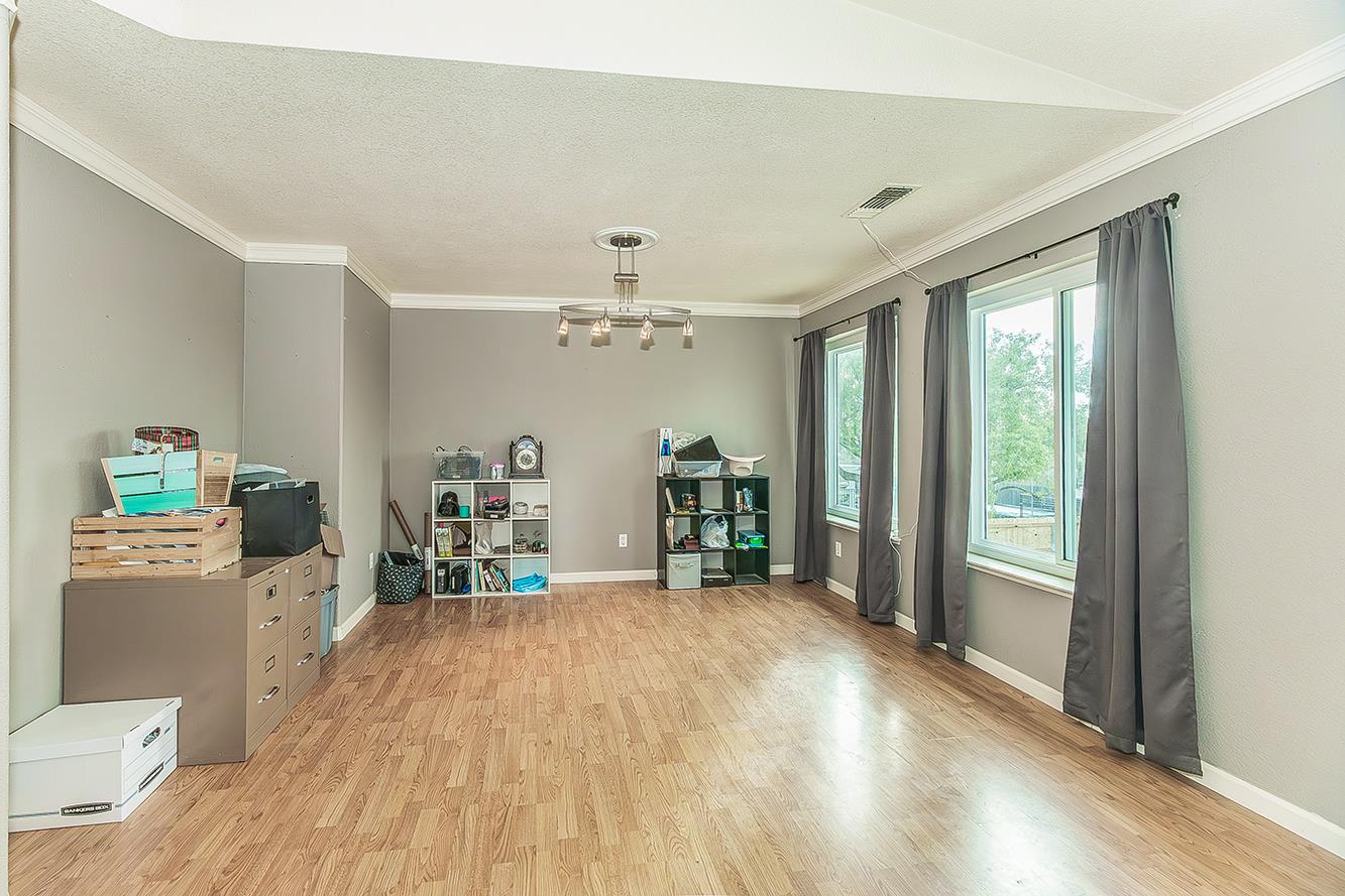 671 Cambria Lane Lemoore, CA 93245 - Photo 31 of 45