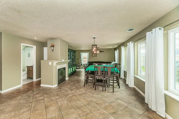 $465,000 | 671 Cambria Lane, Lemoore, CA 93245