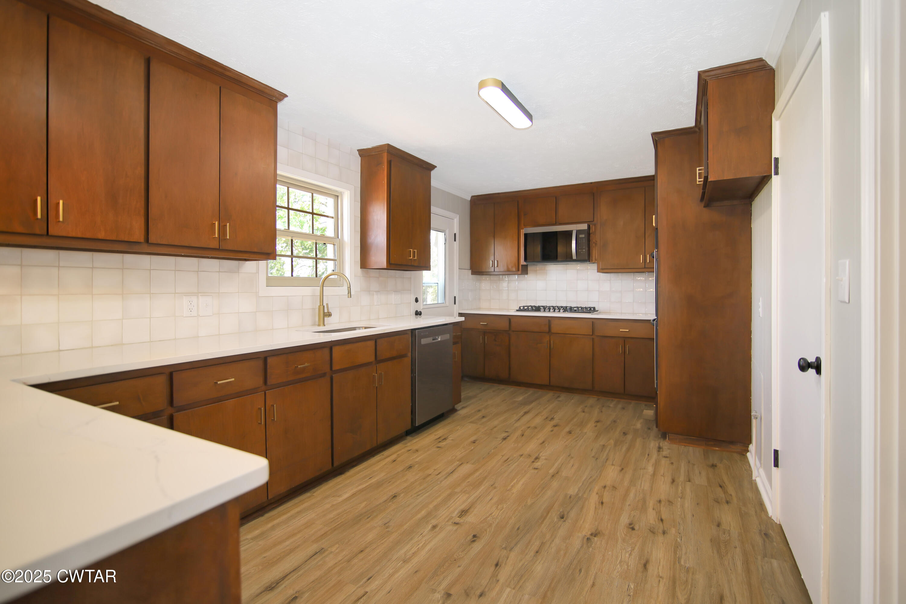 644 Leon Curtis Road Alamo, TN 38001 - Photo 2 of 12 Kitchen