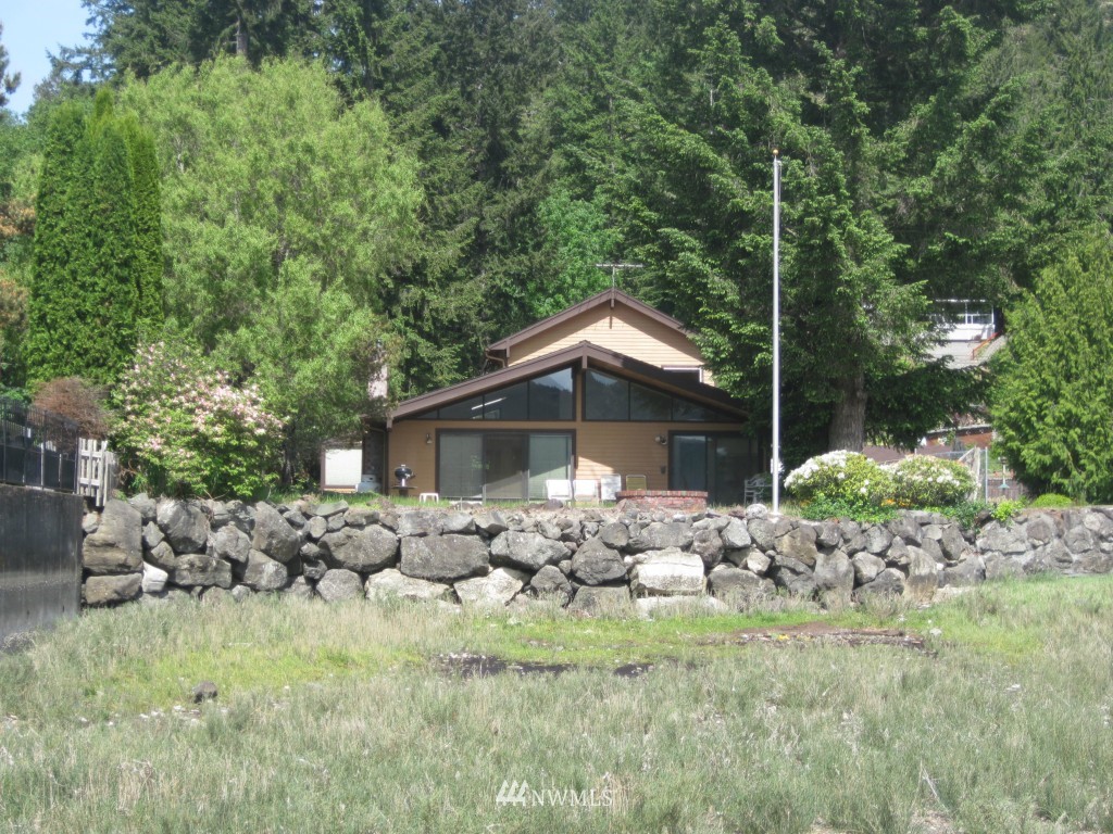 9331 Northeast North Shore Road Belfair, WA 98528 - Photo 2 of 15 Gallery Image 2