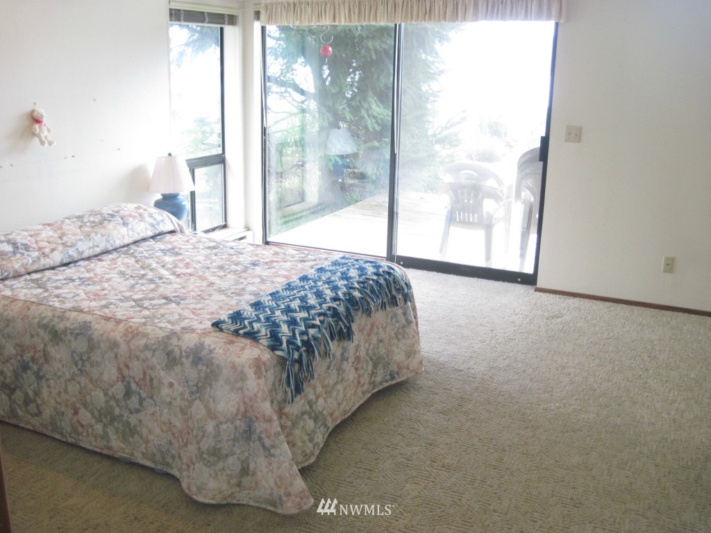 9331 Northeast North Shore Road Belfair, WA 98528 - Photo 11 of 15 Gallery Image 11