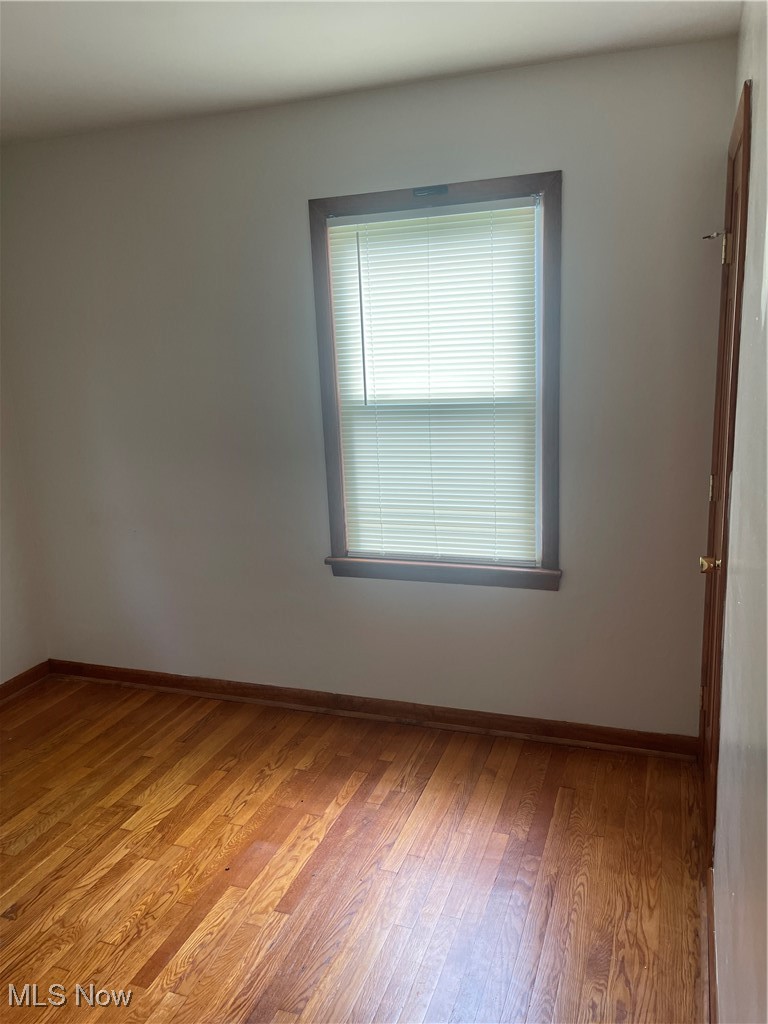 1881 17th Street Southwest Akron, OH 44314 - Photo 5 of 20 1st floor bedroom