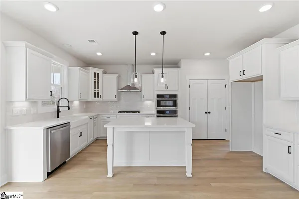 $674,990 | 5 Pelham Crossing Drive, Greenville, SC 29615