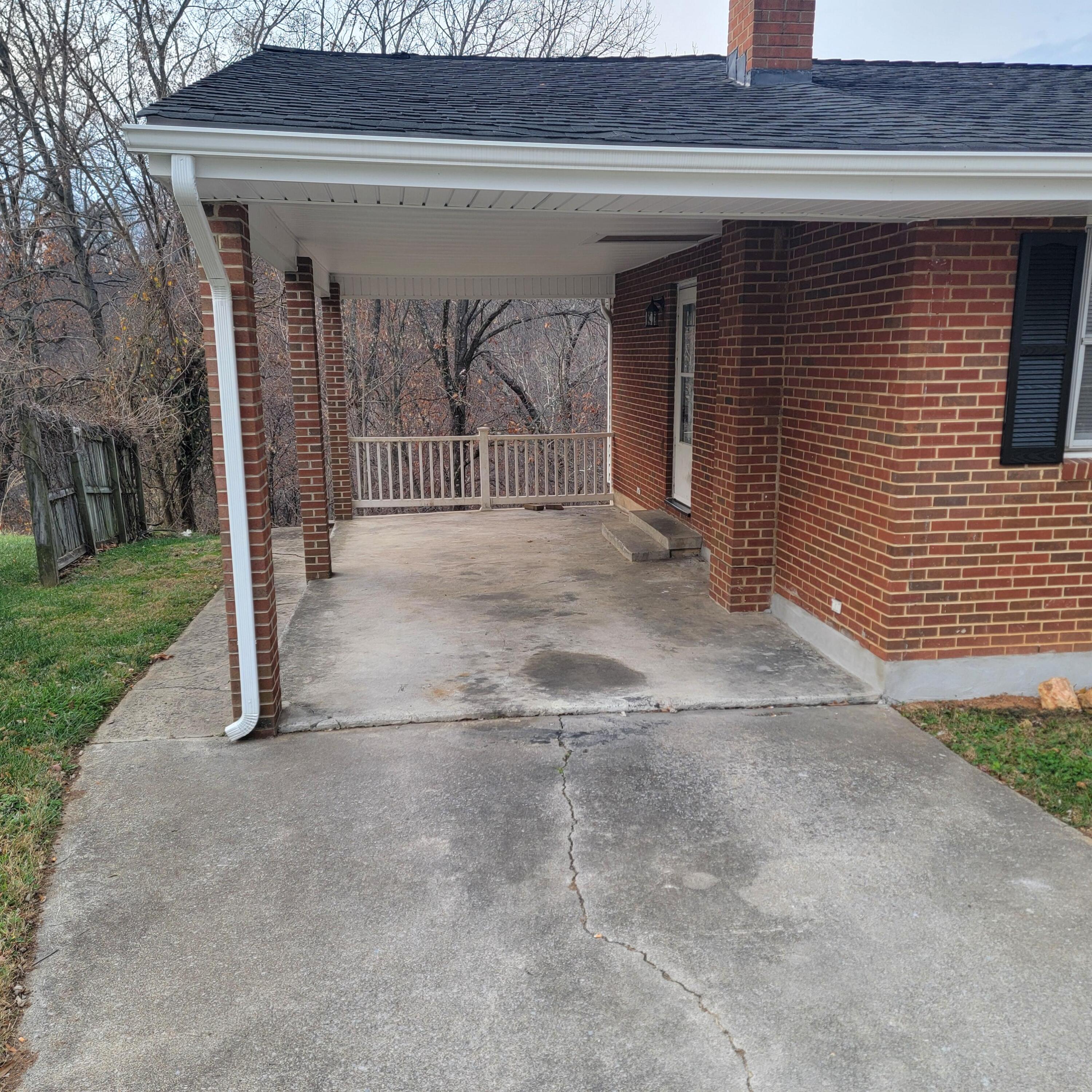 655 Timberidge Road Vinton, VA 24179 - Photo 2 of 16 1000008757