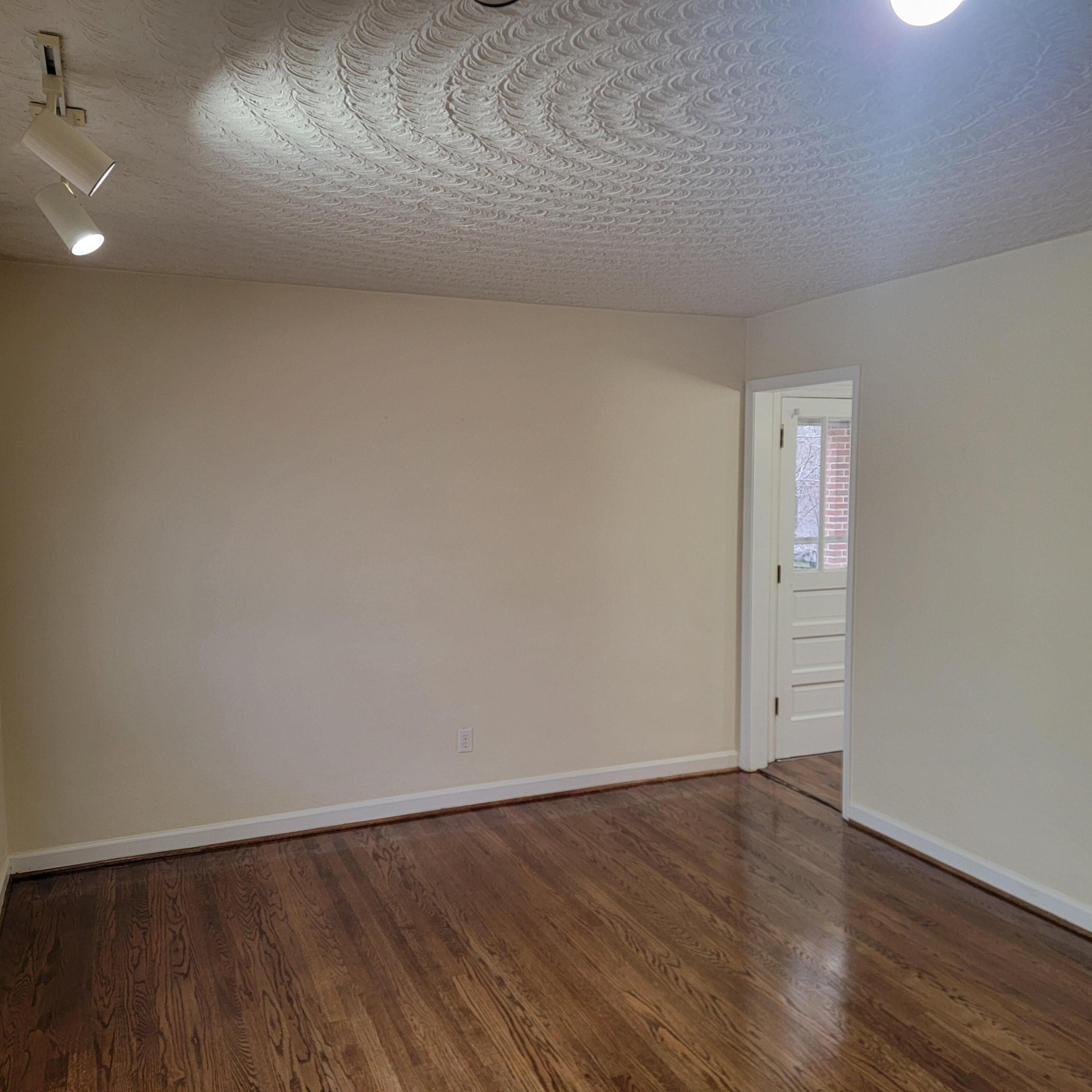 655 Timberidge Road Vinton, VA 24179 - Photo 4 of 16 1000008759