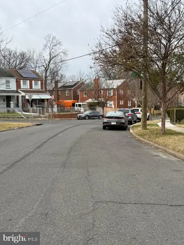 $325,000 | 1830 T Street Southeast, Washington, DC 20020