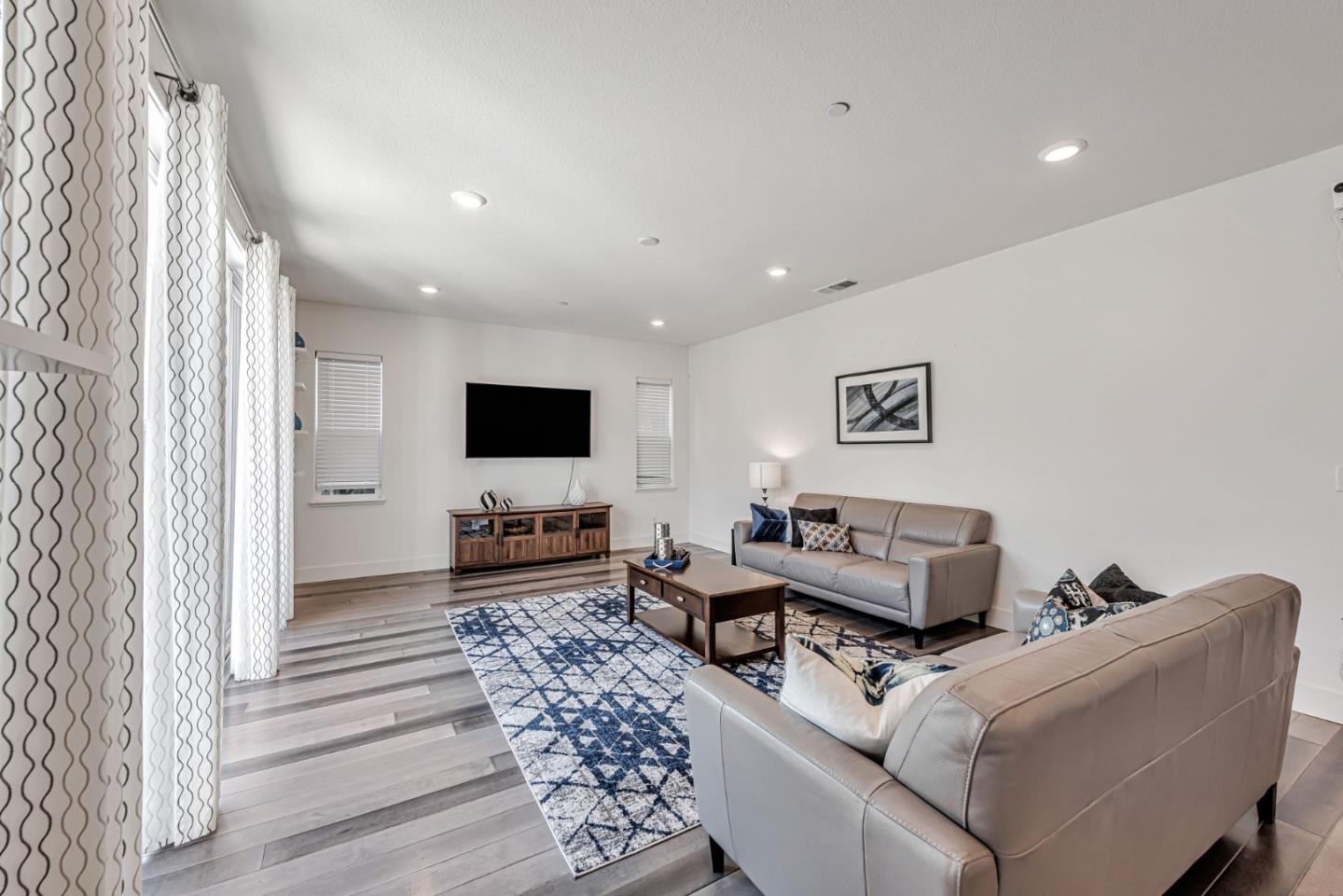 232 Via Encanto San Ramon, CA 94583 - Photo 5 of 64