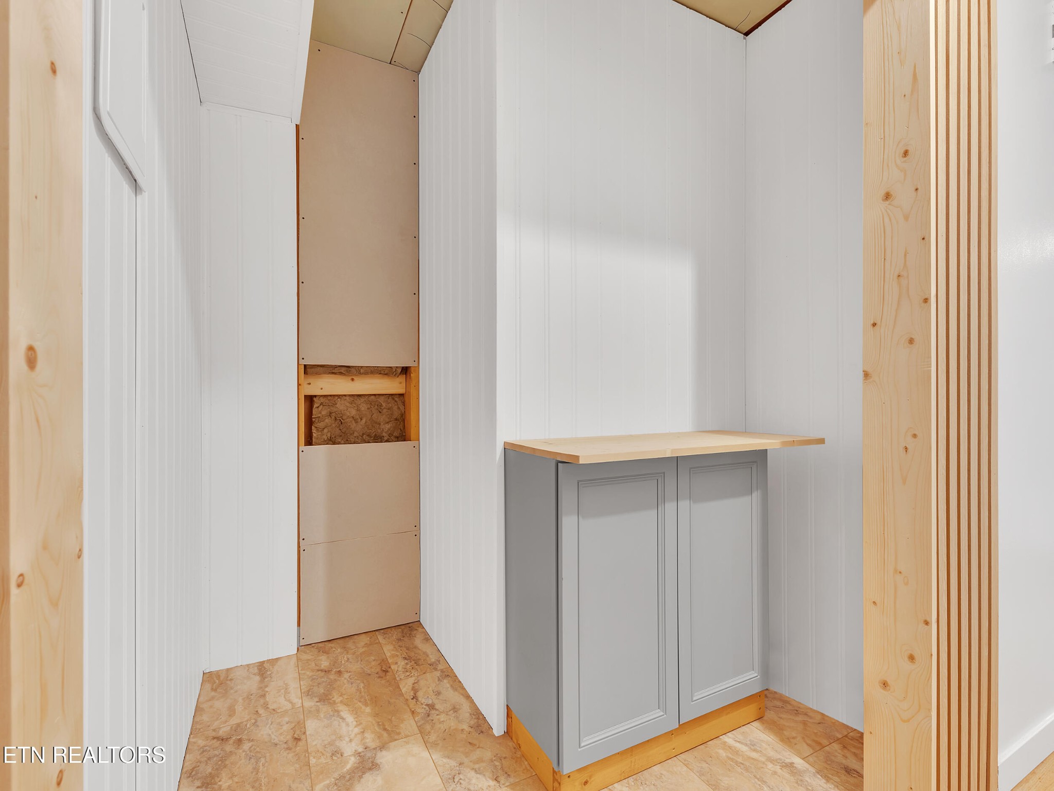 217 Mayview Drive Powell, TN 37849 - Photo 20 of 42 a view of bedroom