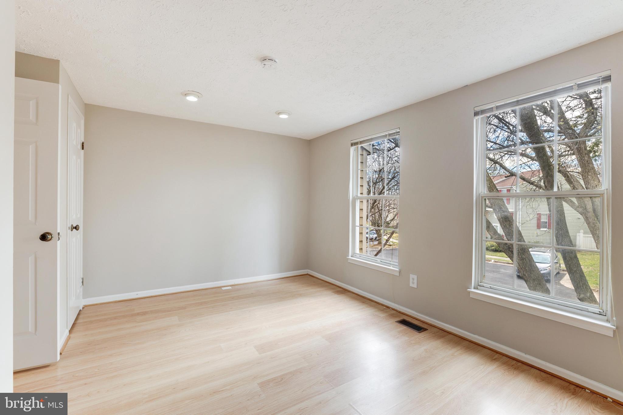 1901 Belmont Ridge Court Reston, VA 20191 - Photo 21 of 35
