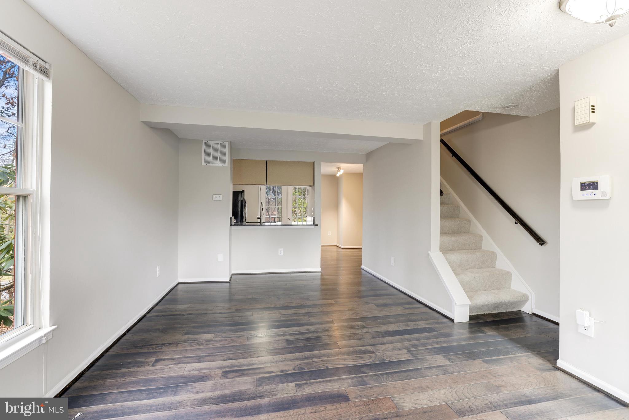 1901 Belmont Ridge Court Reston, VA 20191 - Photo 4 of 35