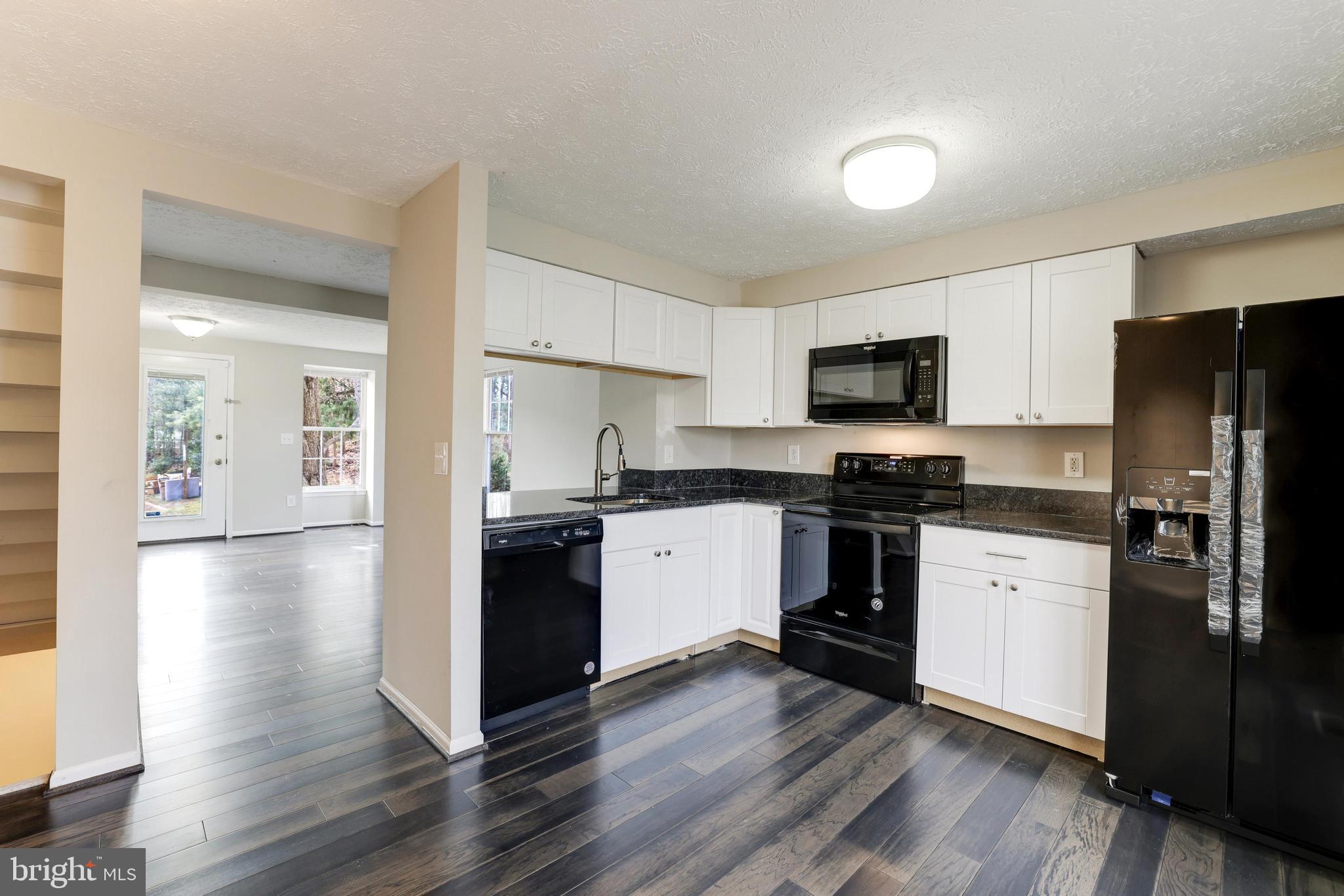 1901 Belmont Ridge Court Reston, VA 20191 - Photo 10 of 35