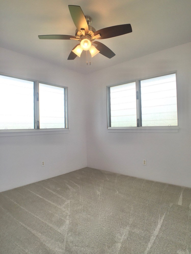 5005 Moi Road Hanapepe, HI 96716 - Photo 9 of 17 an empty room with a window