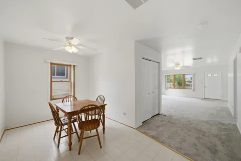 $230,000 | 33847 North Prospect Drive, Grayslake, IL 60030