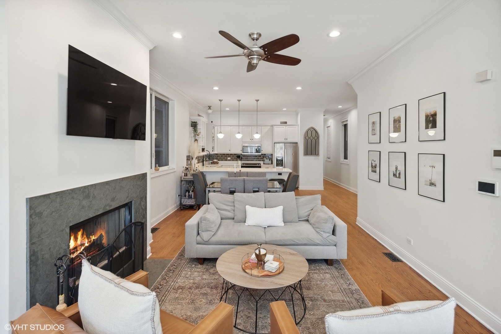 1530 North Wood Street, Unit 1 Chicago, IL 60622 - Photo 3 of 31