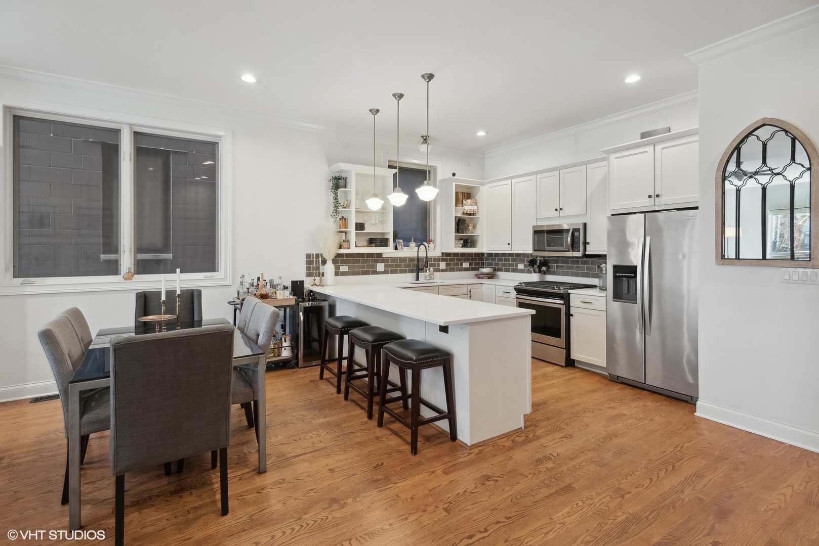 1530 North Wood Street, Unit 1 Chicago, IL 60622 - Photo 7 of 31