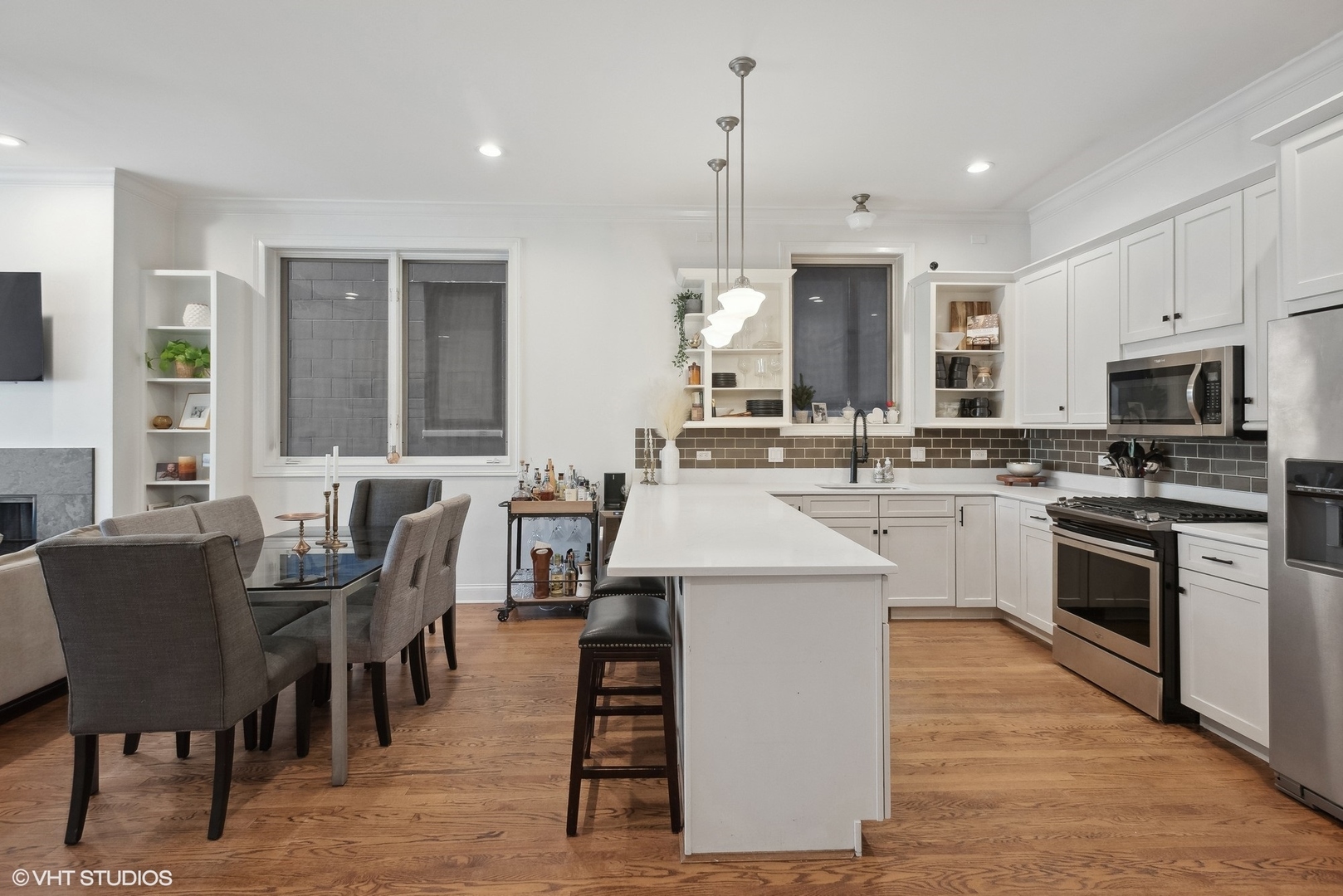 1530 North Wood Street, Unit 1 Chicago, IL 60622 - Photo 8 of 31