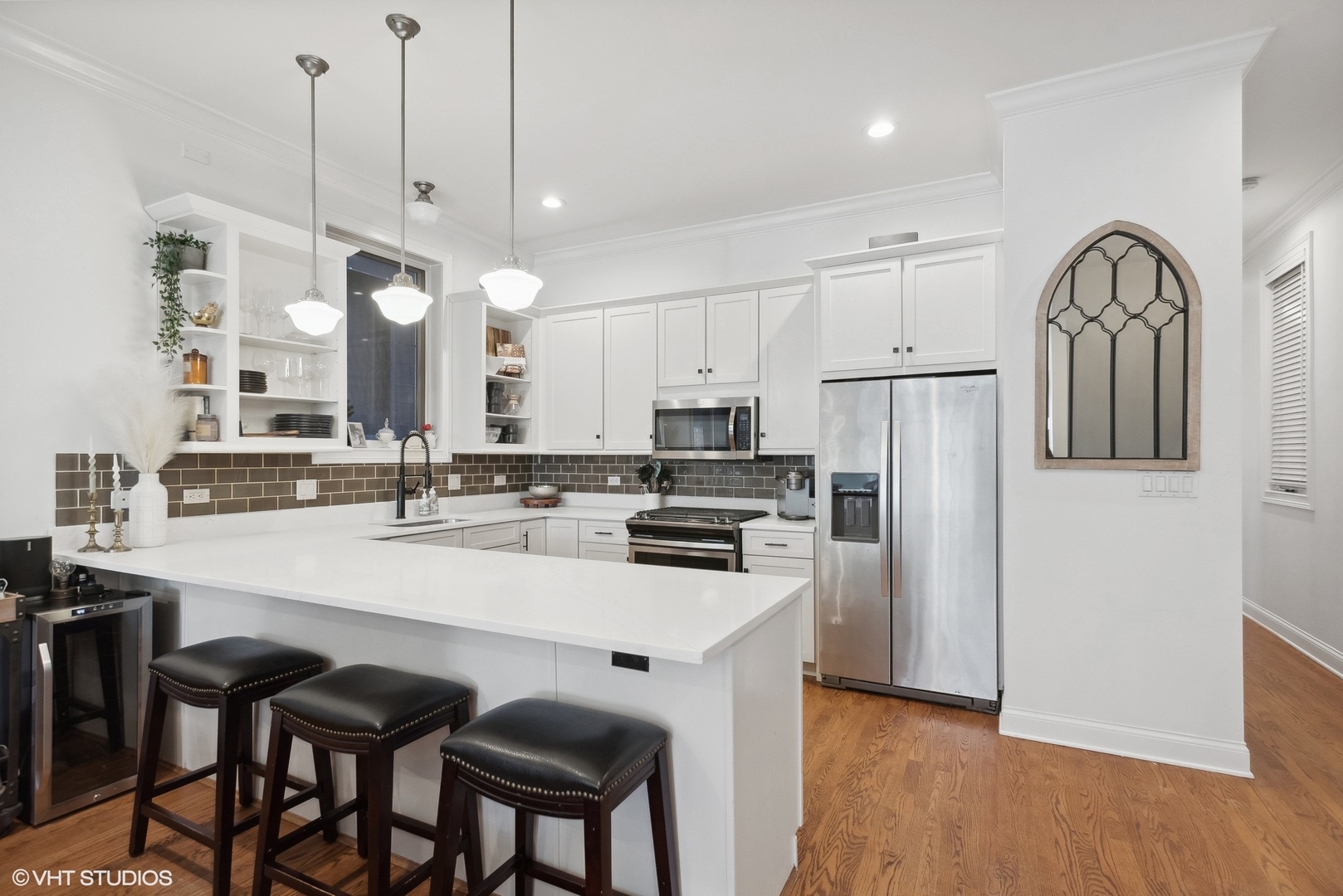 1530 North Wood Street, Unit 1 Chicago, IL 60622 - Photo 9 of 31