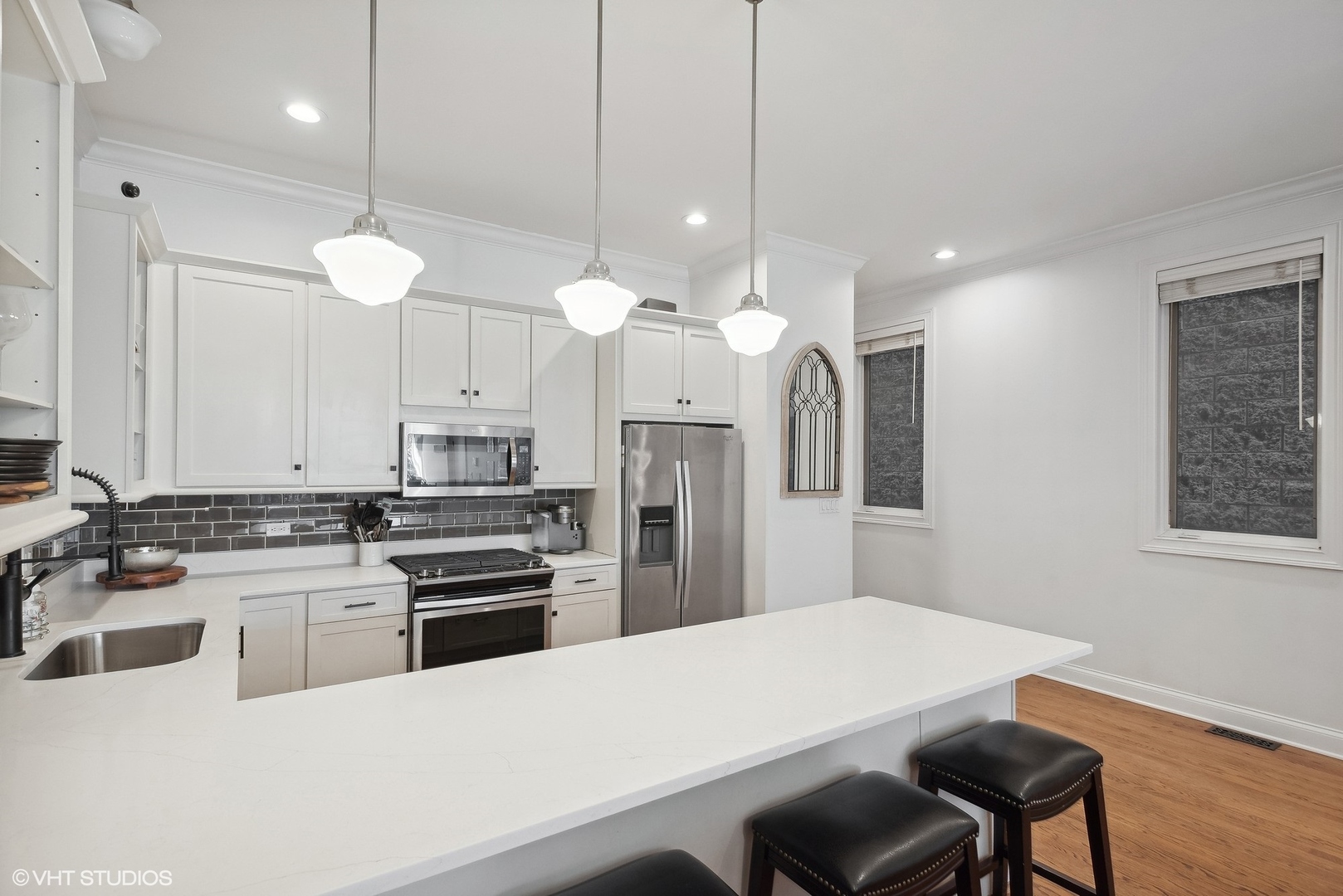 1530 North Wood Street, Unit 1 Chicago, IL 60622 - Photo 10 of 31