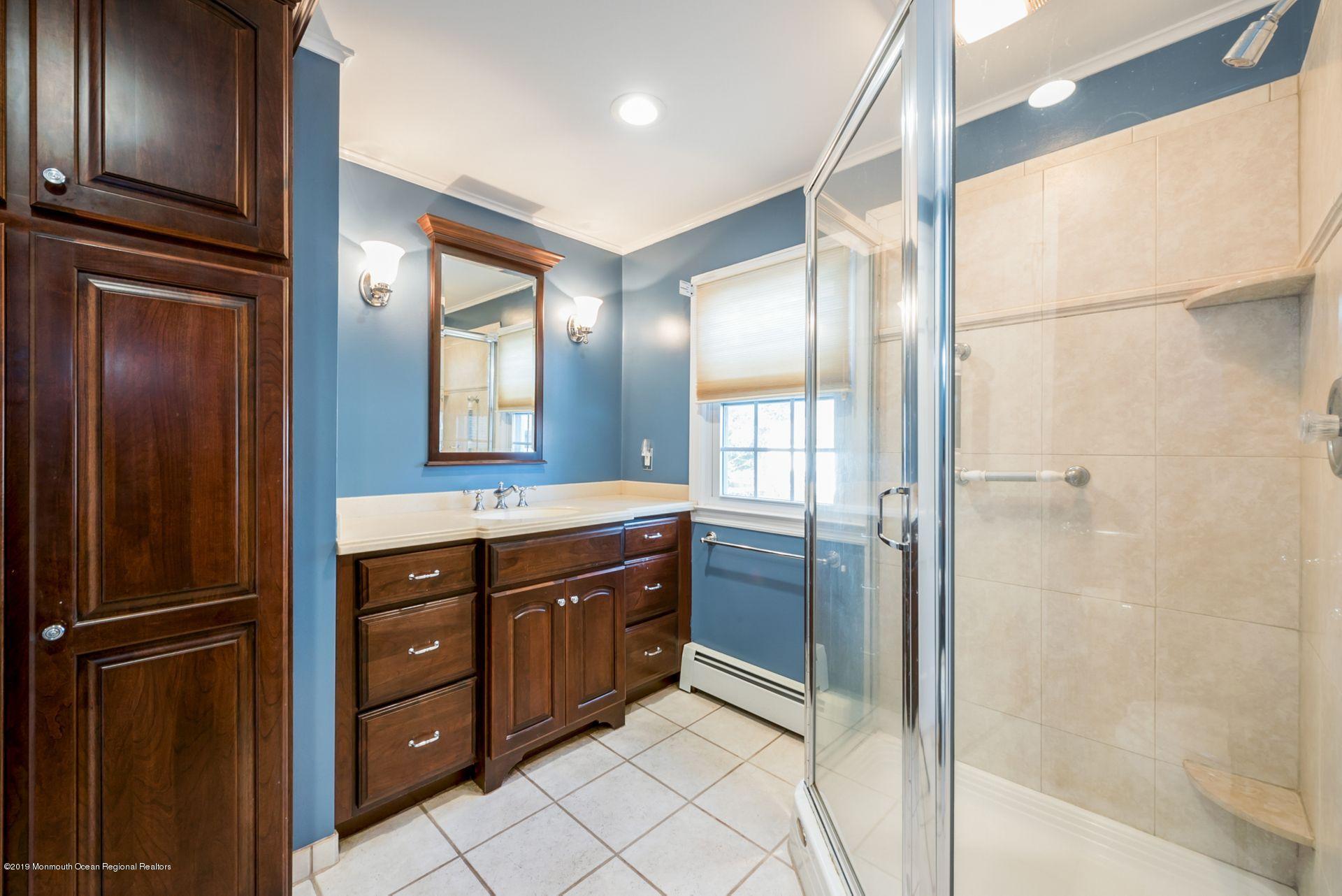 77 Dutch Lane Road Freehold, NJ 07728 - Photo 23 of 33 Freehold 27