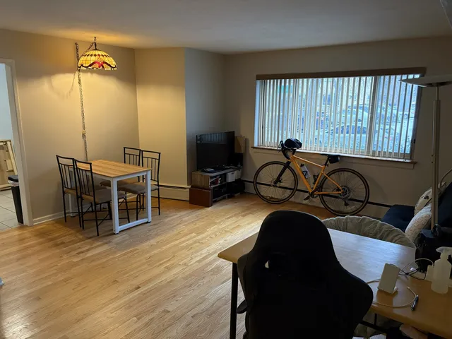 $165,000 | 737 Ridge Avenue, Unit 1L, Evanston, IL 60202