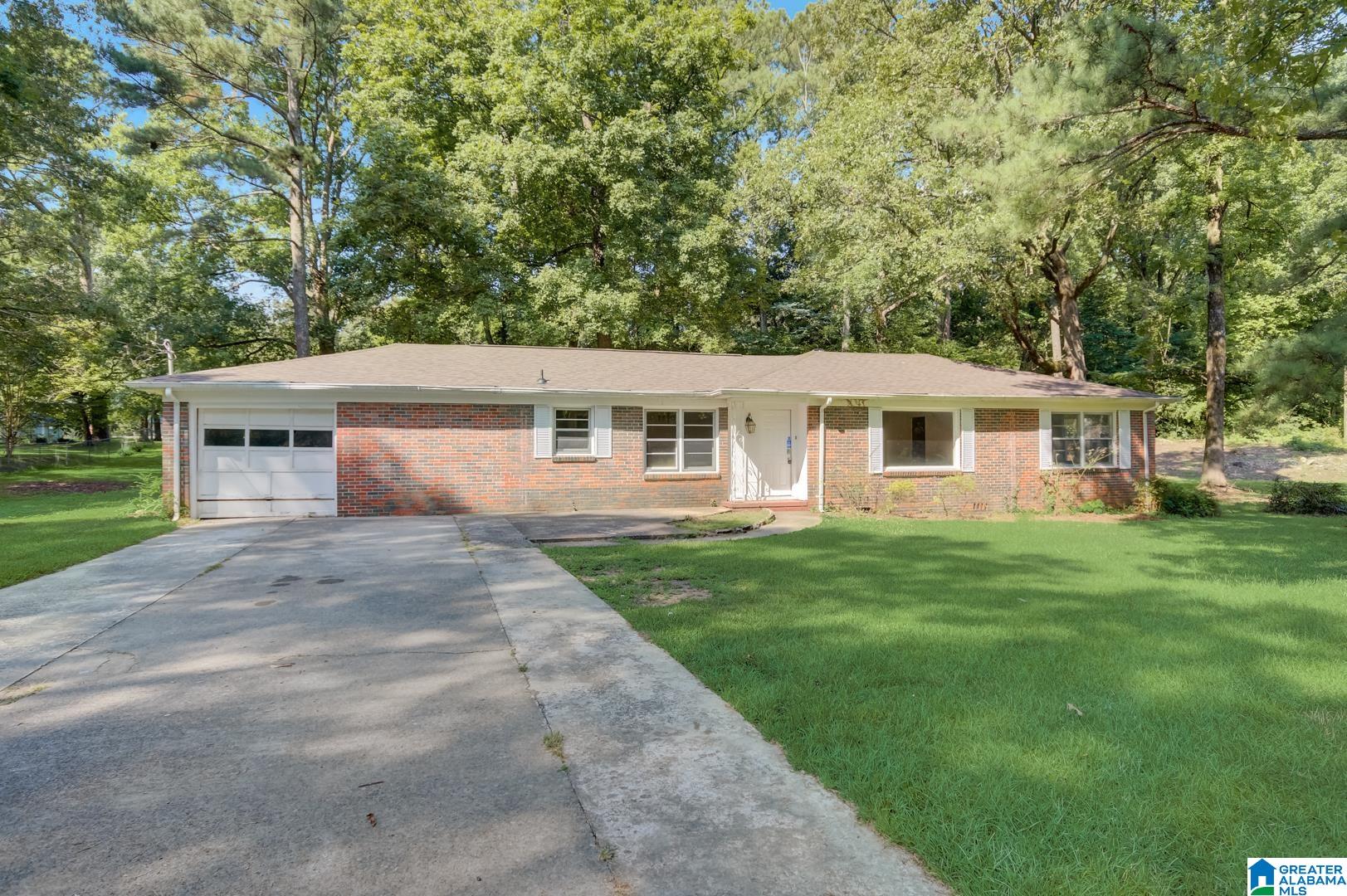 309 Sun Valley Road Birmingham, AL 35215 - Photo 1 of 31
