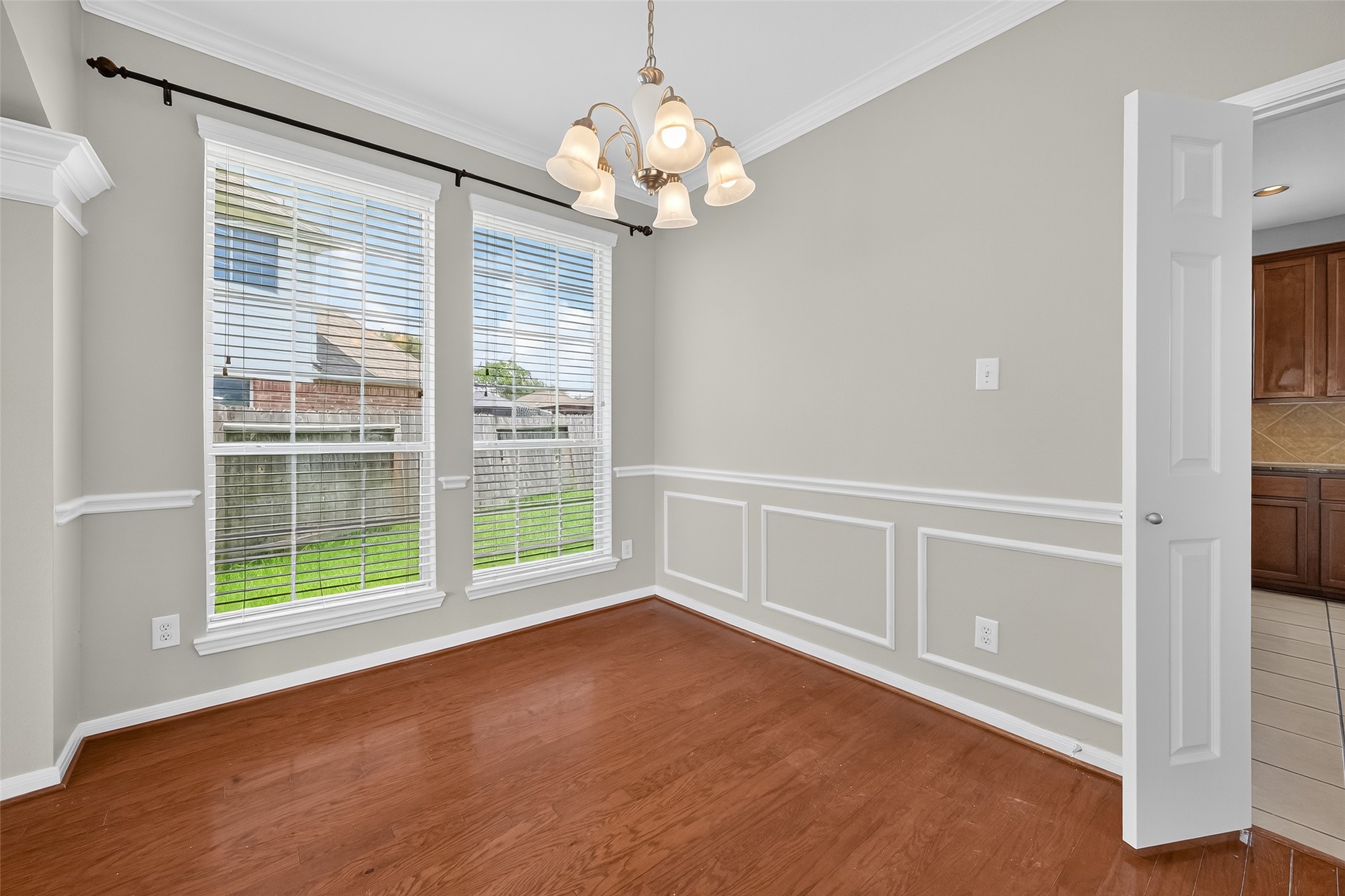 12902 Crystal Reef Court Pearland, TX 77584 - Photo 5 of 35 a view of an empty room with a window