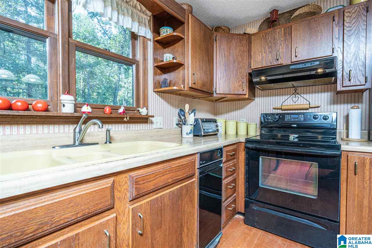 85 Laurel Road Calera, AL 35040 - Photo 10 of 43