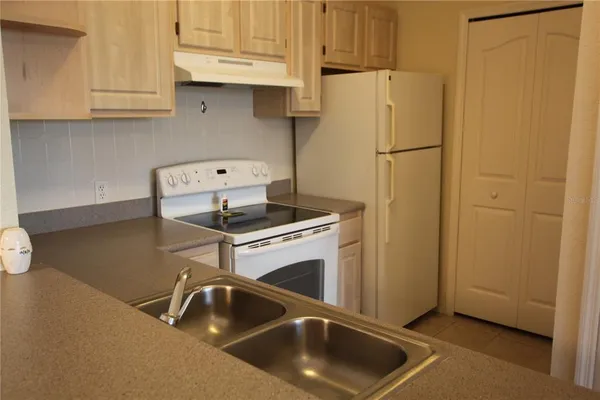 $1,550 | 5703 Legacy Crescent Place, Unit 304, Riverview, FL 33578