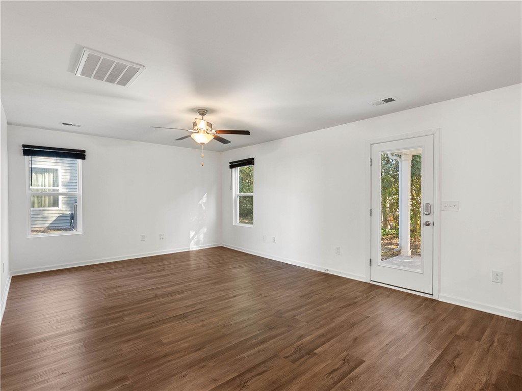 216 Celebration Avenue Anderson, SC 29624 - Photo 10 of 50