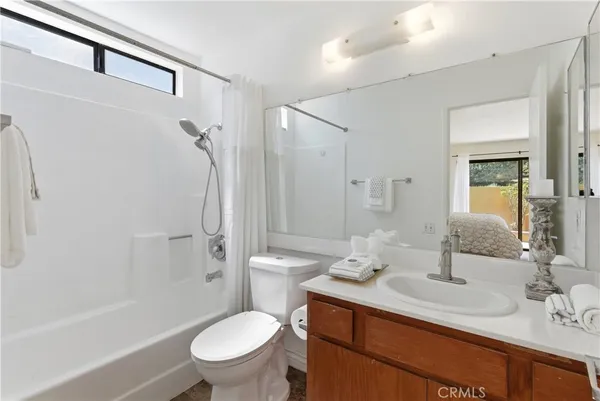 $599,000 | 25712 Le Parc, Unit 7, Lake Forest, CA 92630