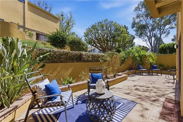 $599,000 | 25712 Le Parc, Unit 7, Lake Forest, CA 92630