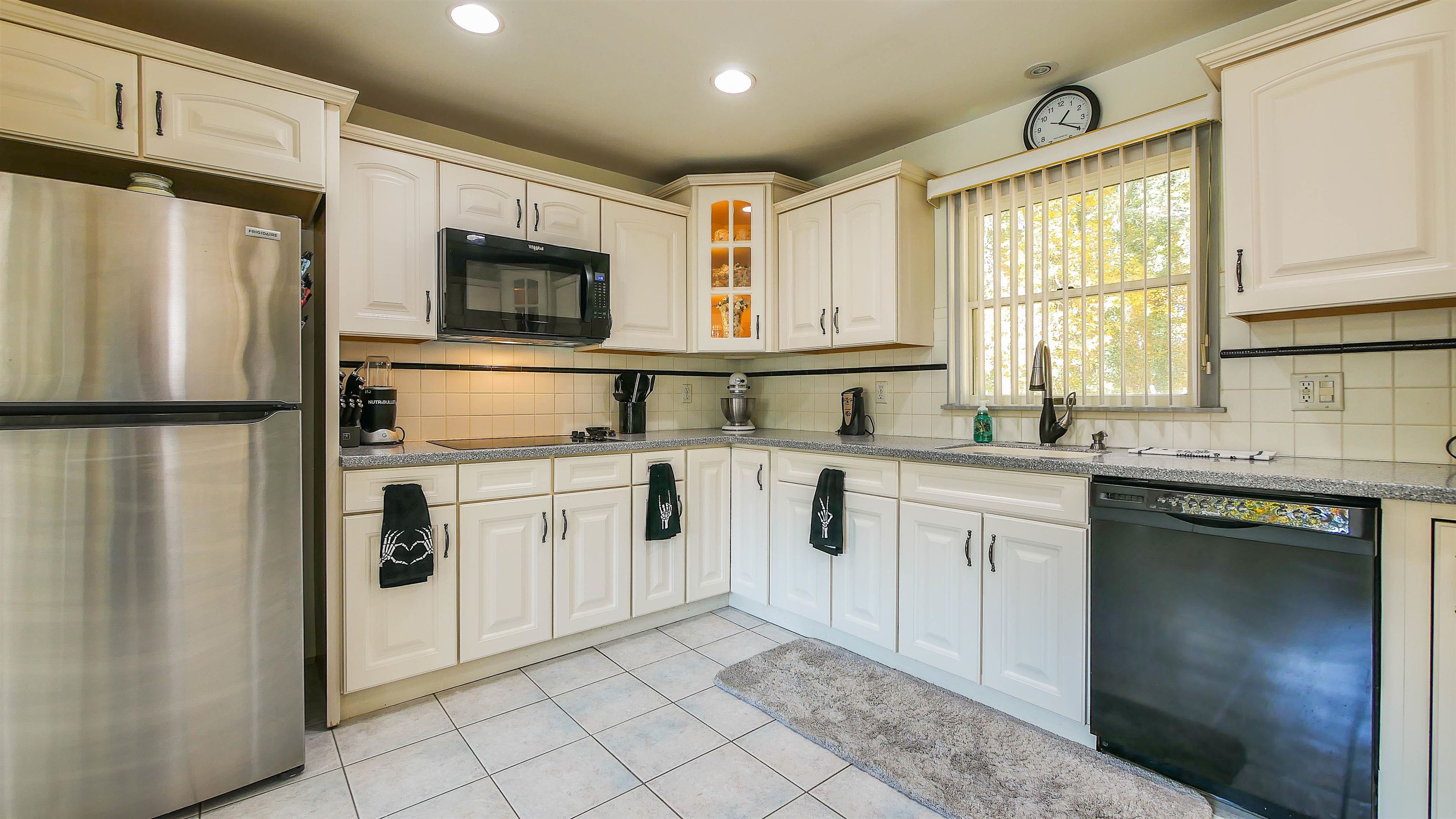 302 Ridge Cape May, NJ 08204 - Photo 9 of 36 Gallery Image 9