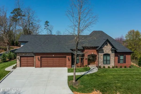 $979,000 | 99 Walosi Way, Loudon, TN 37774