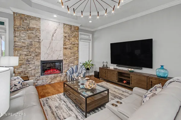 $949,000 | 99 Walosi Way, Loudon, TN 37774