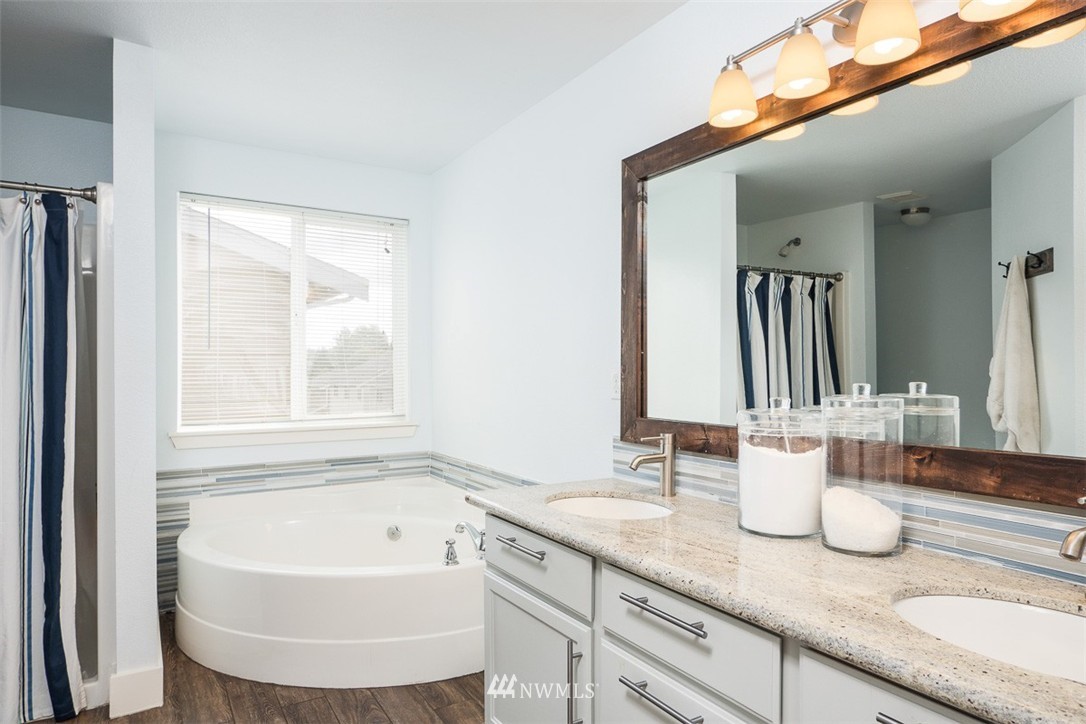 6729 Southeast 4th Street Renton, WA 98059 - Photo 14 of 23