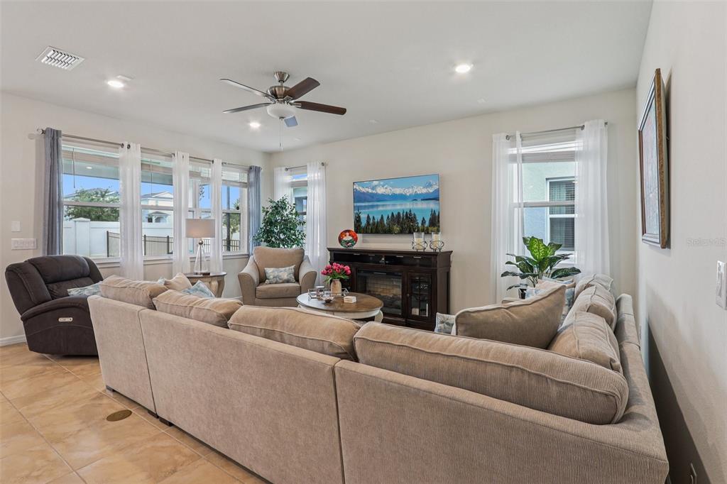 2015 Spring Shower Circle Kissimmee, FL 34744 - Photo 11 of 49