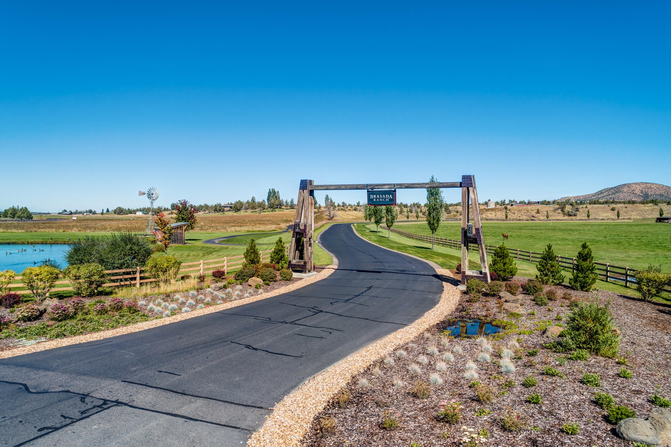 15640 Southwest Rangeland Drive Powell Butte, OR 97753 - Photo 31 of 35 brasada_amenities_one-time-use-18