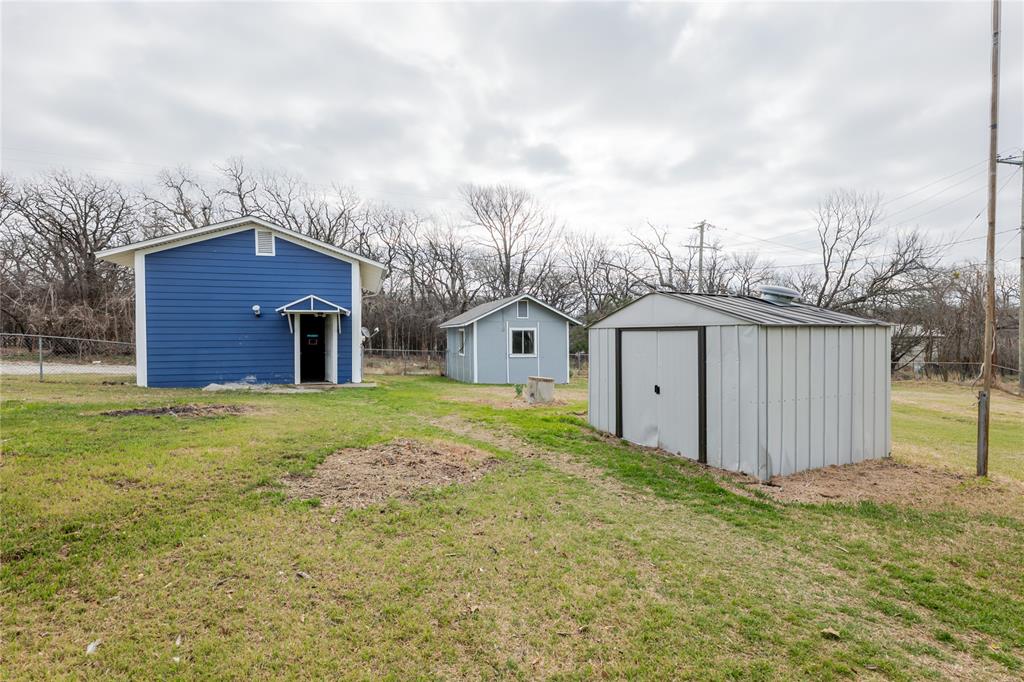 208 Yucca Drive Weatherford, TX 76087 - Photo 32 of 37
