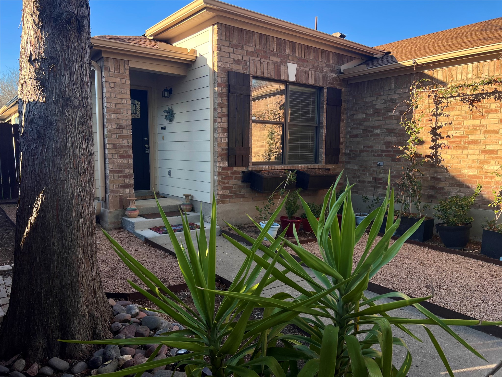 130 Plum Path Kyle, TX 78640 - Photo 2 of 23