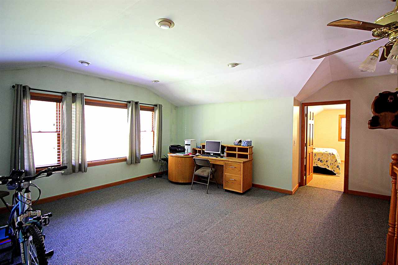 194 Crow Hill Road Arlington, VT 05250 - Photo 19 of 40 Gallery Image 19