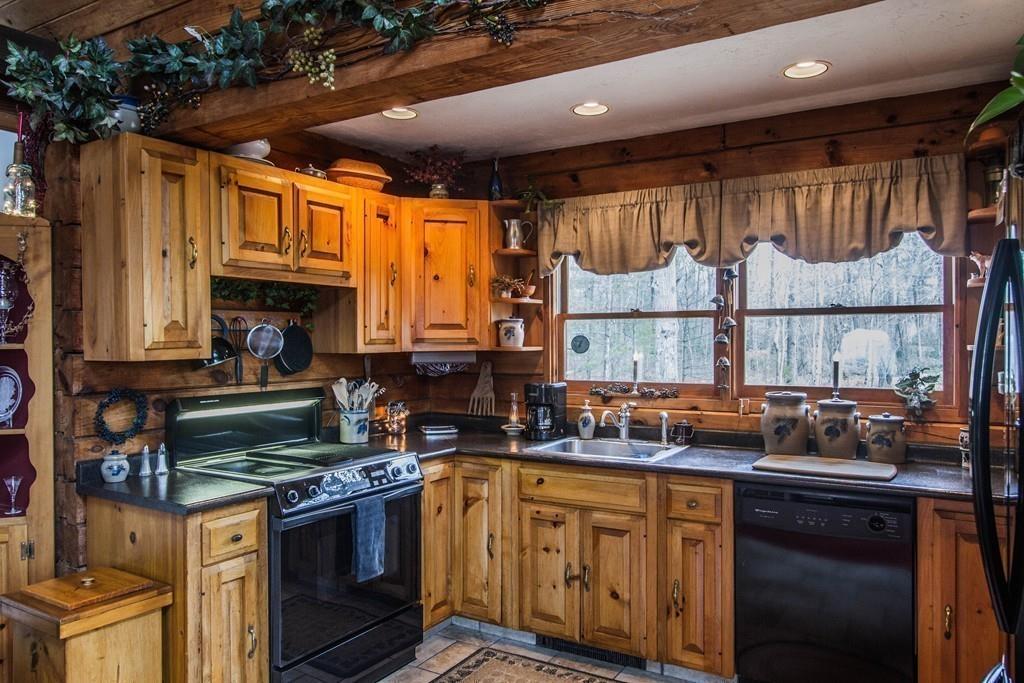 598 Chocolog Road Uxbridge, MA 01569 - Photo 22 of 40 Gallery Image 22