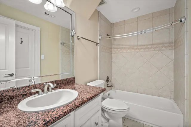 $4,000 | 332 Asbury Street, Houston, TX 77007