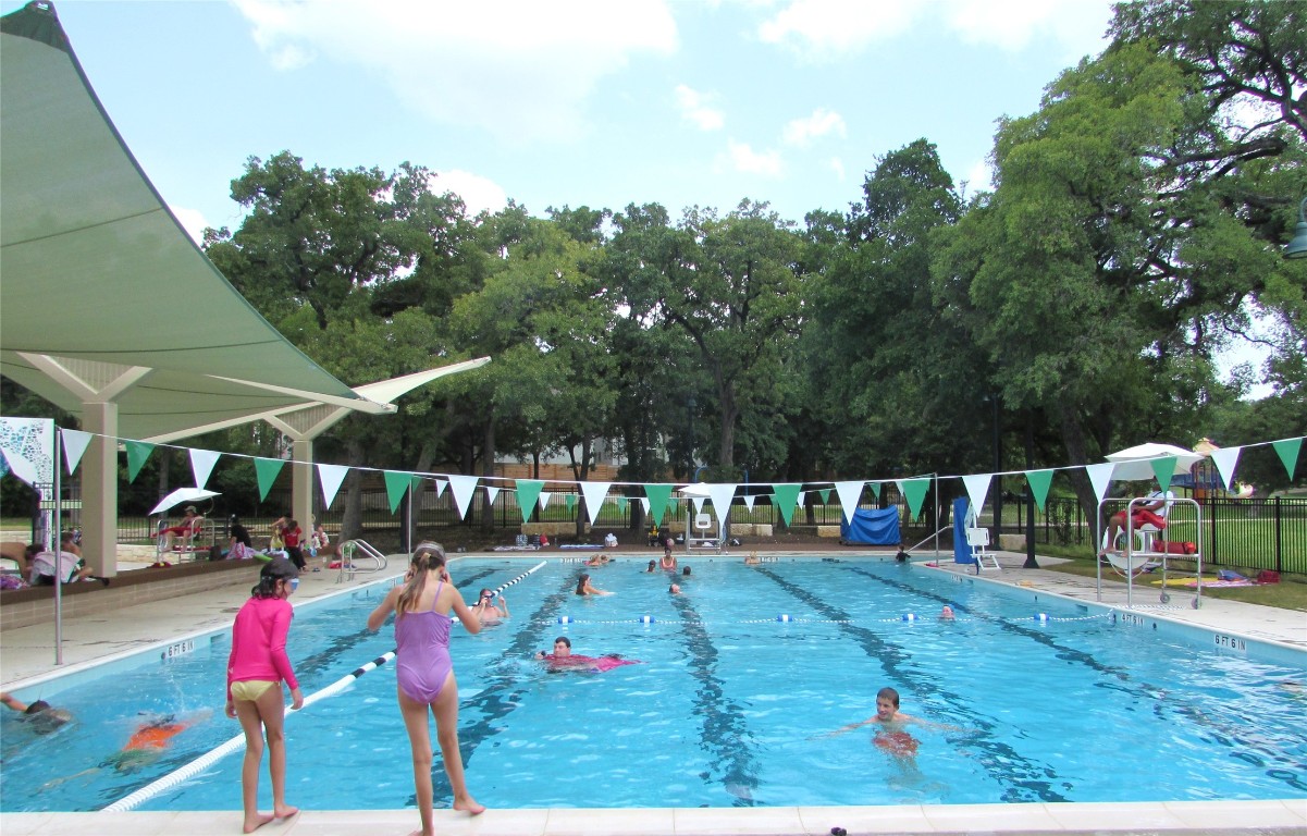 1914 West 38th Street Austin, TX 78731 - Photo 16 of 19