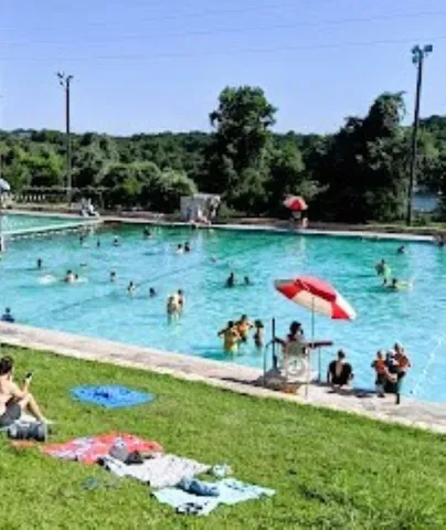 $3,900 | 1914 West 38th Street, Austin, TX 78731