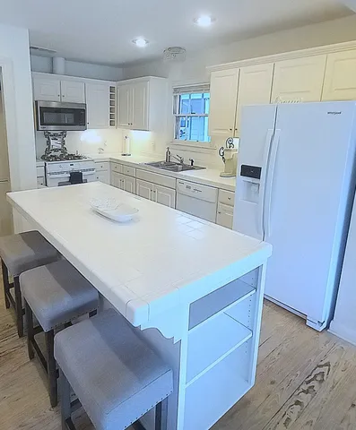 $3,900 | 1914 West 38th Street, Austin, TX 78731